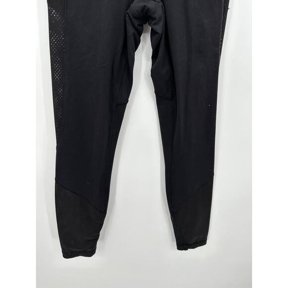 Lululemon Black High Rise Compression Leggings Mesh Sides Womens Size 4-6 - Picture 3 of 6